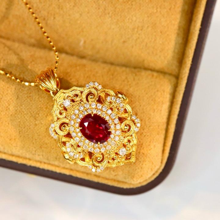 18K Solid Gold Natural Ruby Pendant/unique Pigeon Blood Ruby