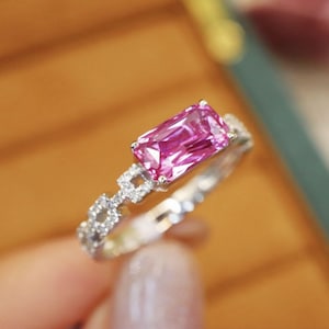 18k white gold natural pink sapphire engagement ring/Diamond pink sapphire wedding ring/Unique vintage sapphire ring/Handmade fine jewelry