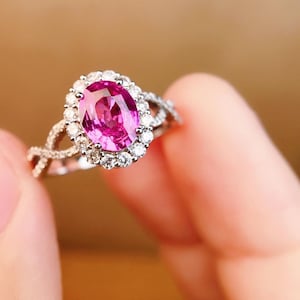 18k white gold natural pink sapphire engagement ring/Diamond halo sapphire wedding ring/Unique vintage sapphire ring/Handmade pink sapphire