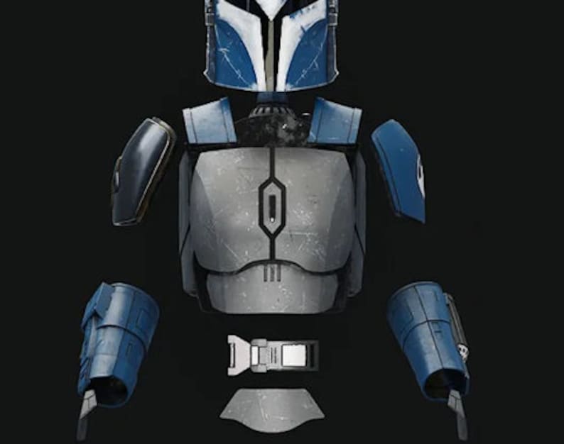Puede incluir: Un conjunto de armadura mandaloriana azul y gris desmontado. La armadura incluye un casco, una placa de pecho, hombreras, guantes y un cintur&oacute;n.