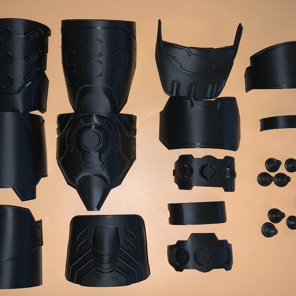 Dark Ages Doom Slayer Armor! Gauntlets, Shoulders and Elbows! Physical Item! Cosplay, Costume, Halloween, etc…
