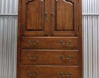 Drexel Heritage 18th Century Classics Mahogany Lingerie Chest