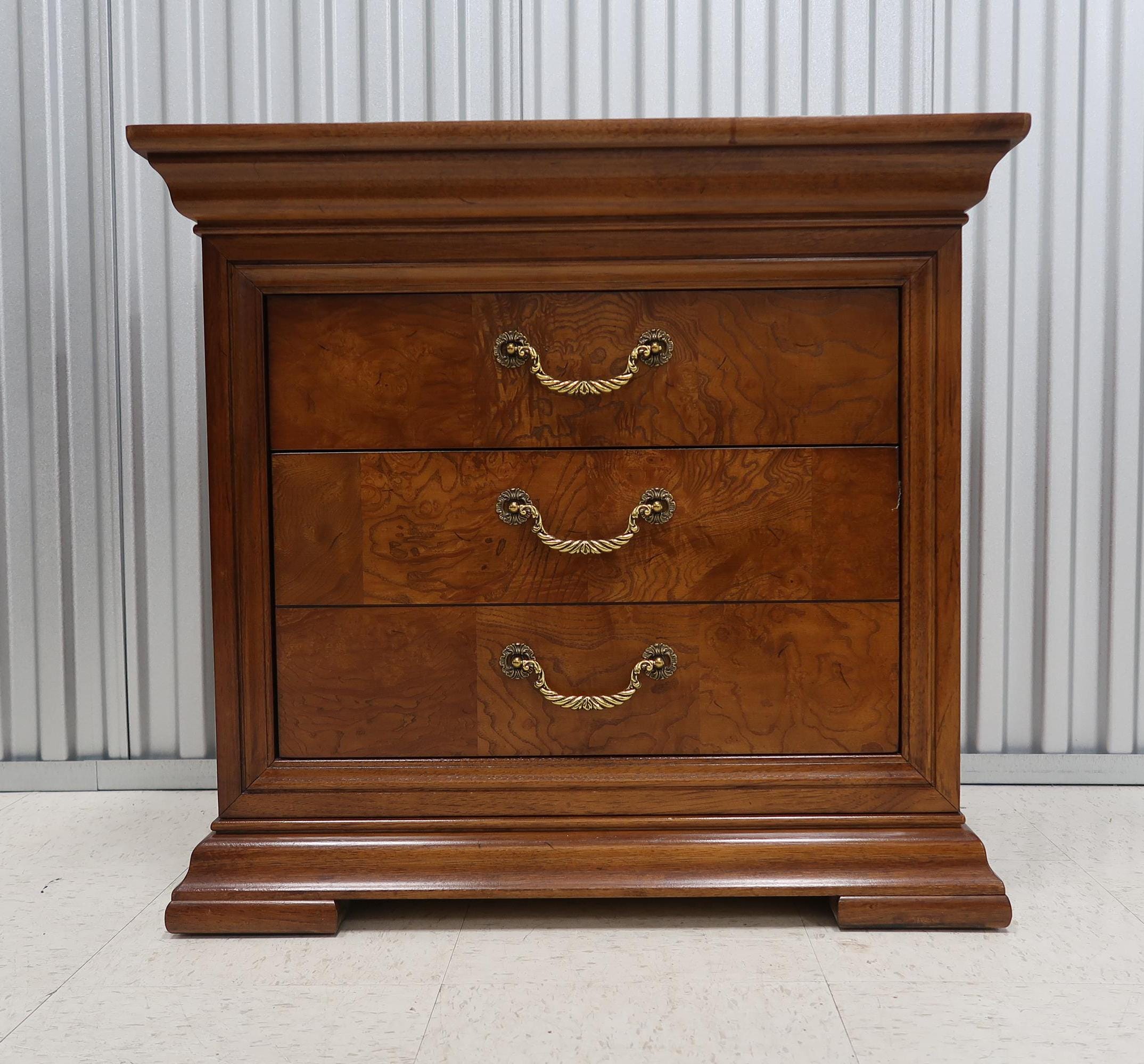 Thomasville Elysee Charles X Burled Large Night Chest Vintage Find