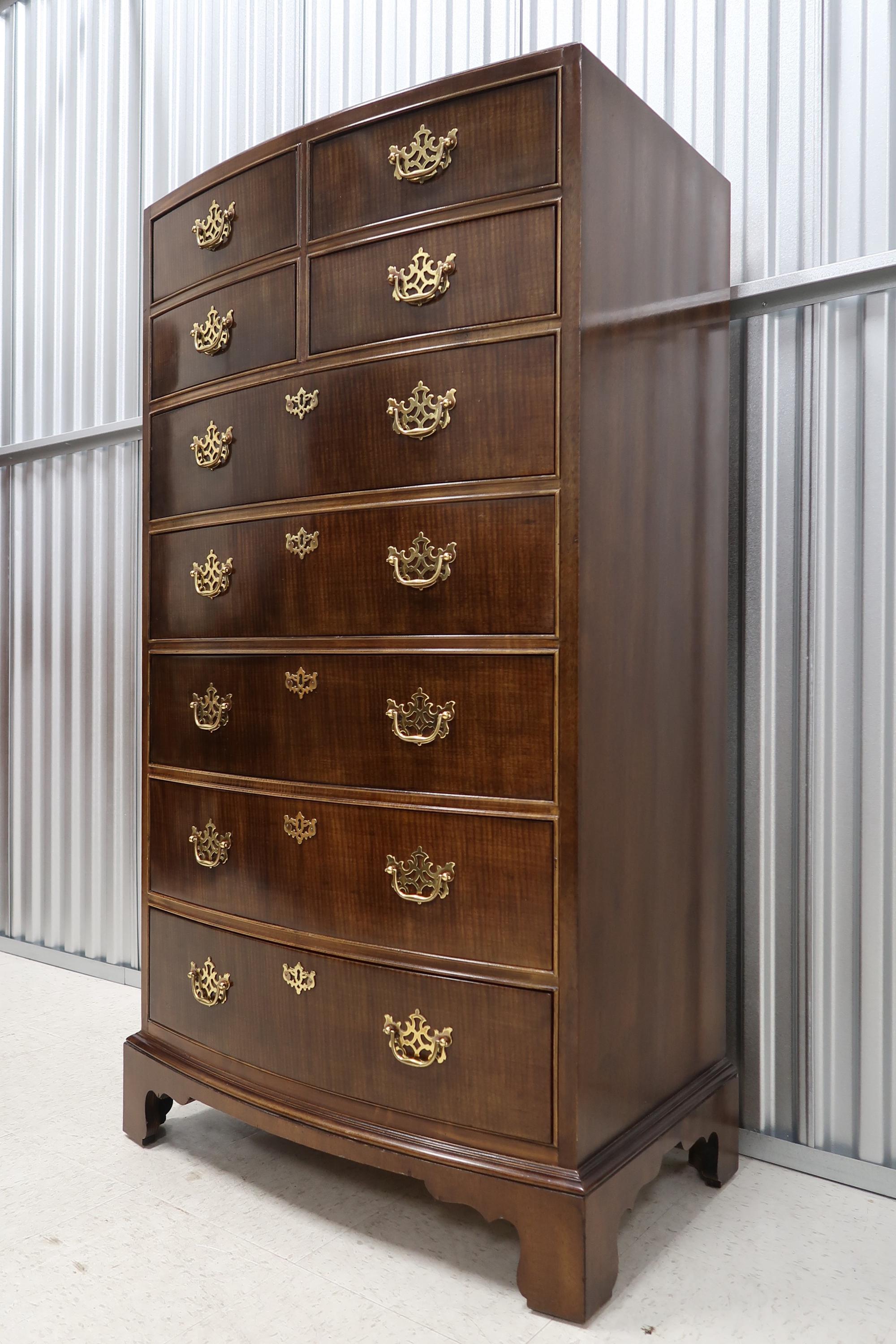 Henredon Mahogany Bow Front 9 Drawers Chest Vintage Find - Etsy