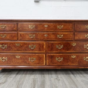 Aston Court Henredon - Etsy