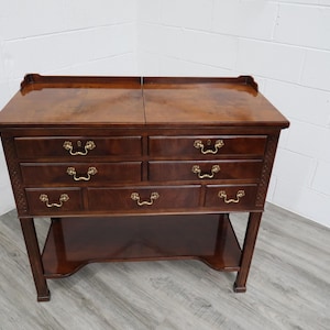 Aston Court Henredon - Etsy