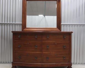 Thomasville Ernest Hemingway Collection  Mahogany Dresser With Mirror Vintage Find