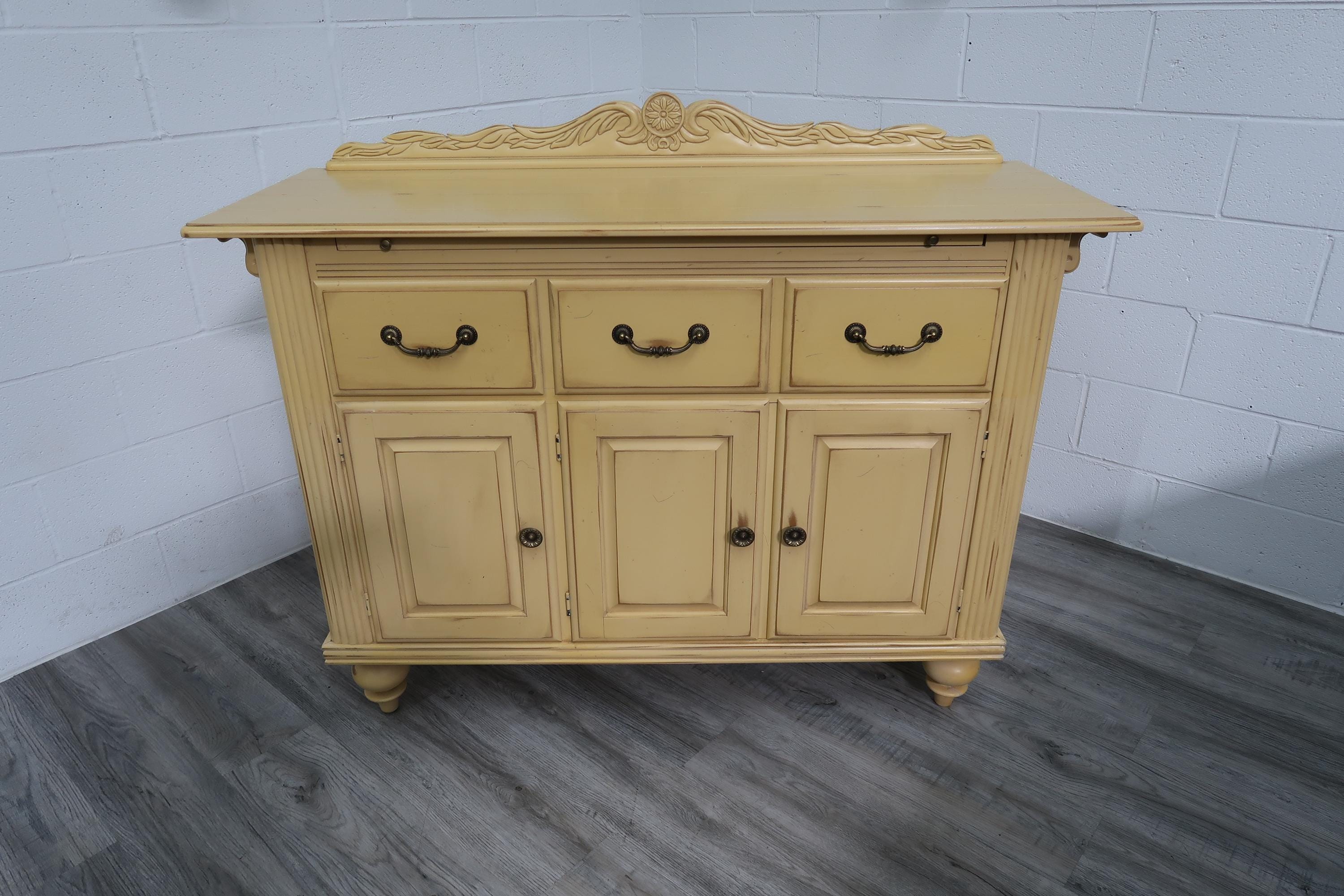 Nichols & Stone Provence Collection Server - Distressed Antique