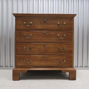 Ethan Allen Circa 1776 Collection Maple 4 Drawer Night Chest