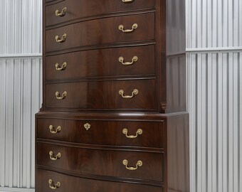 Drexel Heritage English Traditional Five Drawer Dresser