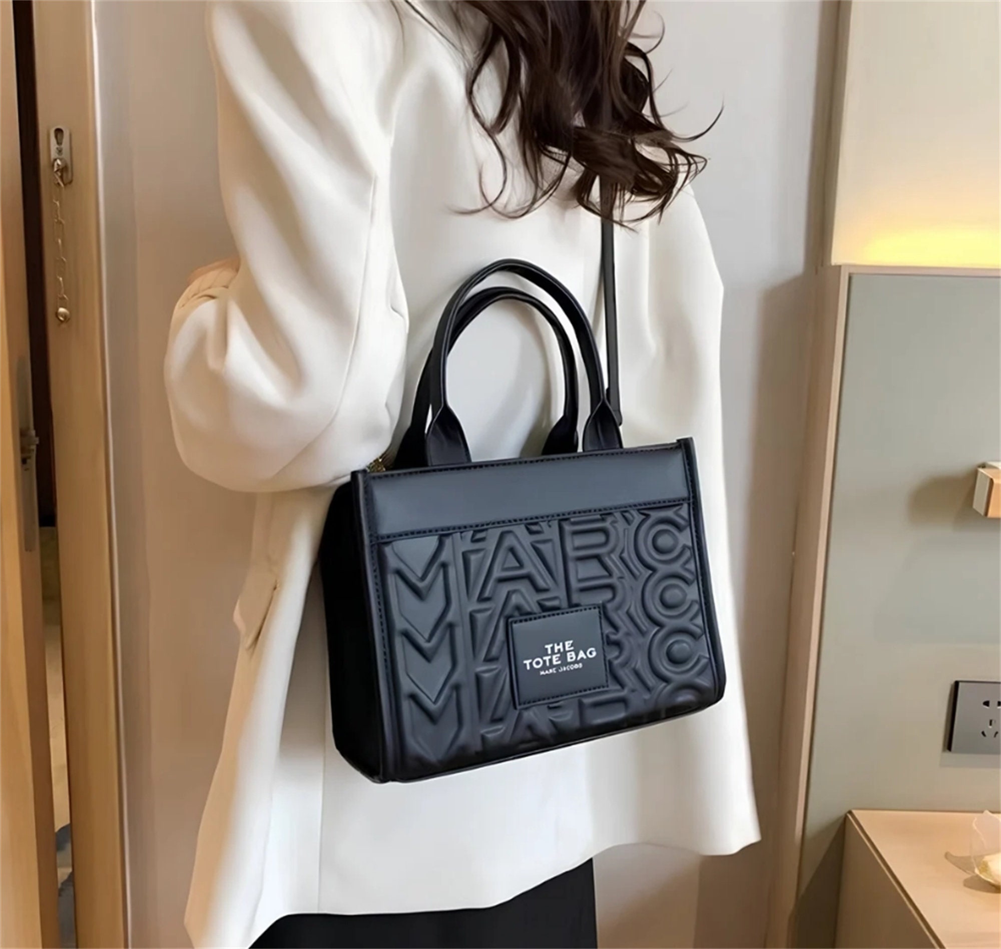 Buy First Copy Marc Jacobs Ladies Bags Online in India : TheLuxuryTag