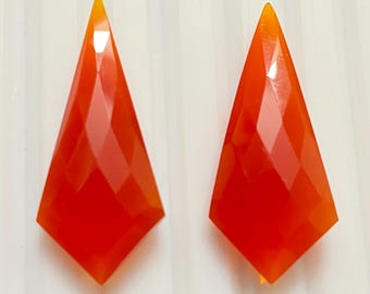 Par de piedras preciosas de ónix Aqeeq naranja: joyería con forma de cometa (13 x 29 mm)