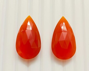 Par de piedras preciosas en forma de pera de akeek naranja (14 x 25 x 6 mm, 24 quilates)