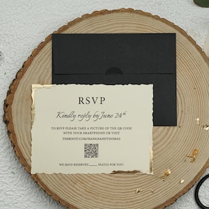 Tarjeta de confirmación de asistencia con lámina de oro rosa, código QR para respuesta a bodas, papel de 270 g/m².