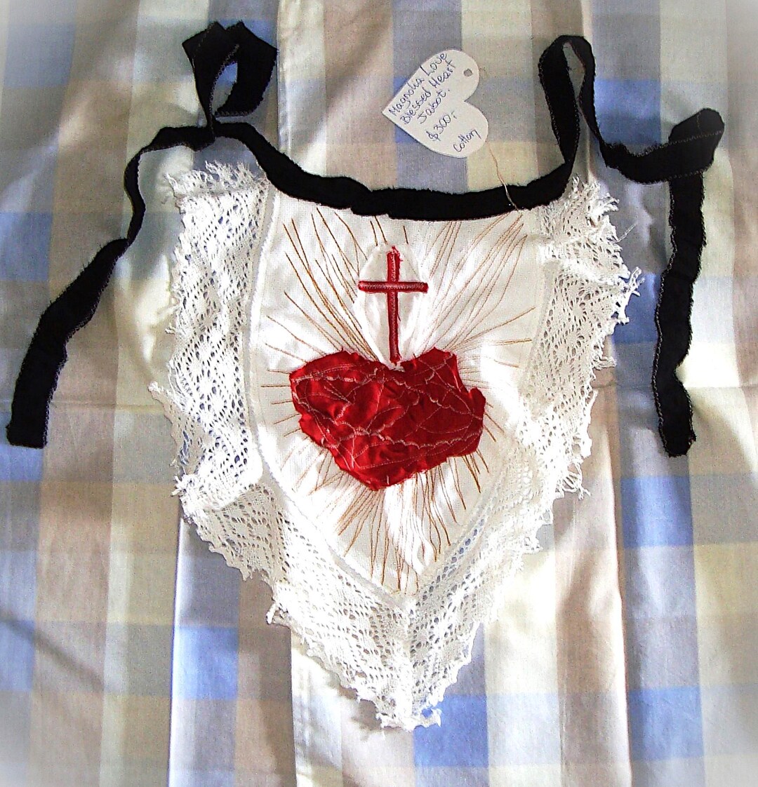 NEW Magnolia Love Blessed Heart Jabot Apron Necklace Neck