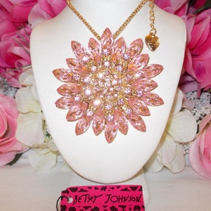 Betsey Johnson Beautiful large pink rhinestone inlay sunflower long yellow gold plated pendant necklace