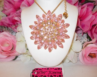 Collier à pendentif tournesol Betsey Johnson, strass roses, plaqué or