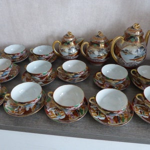 service a thé ou a café en porcelaine,japon théière,pot a lait,sucrier 12 tasses image 1