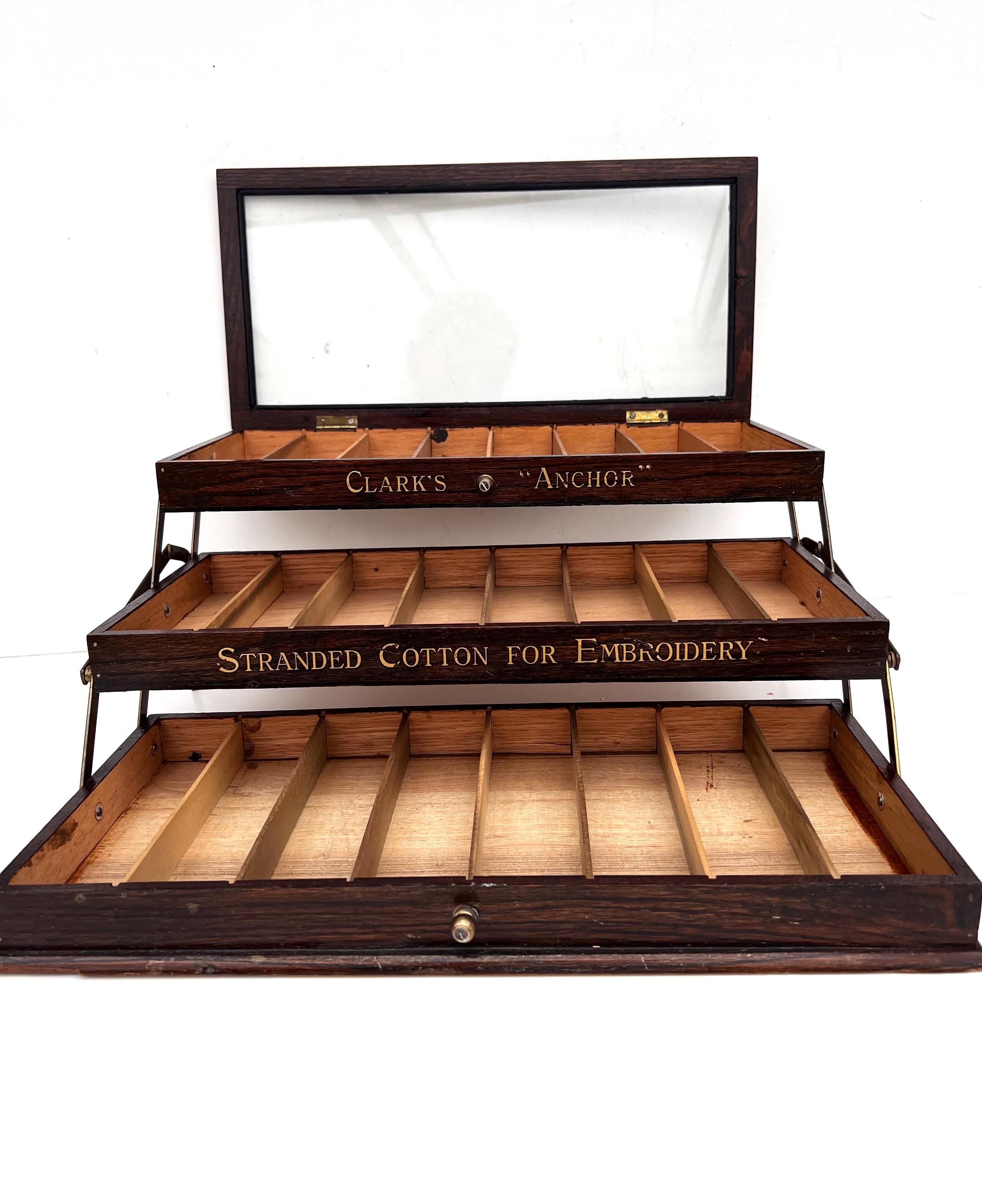 希少な手芸用品、片持ち式裁縫箱、クラークス・アンカー、20世紀初頭