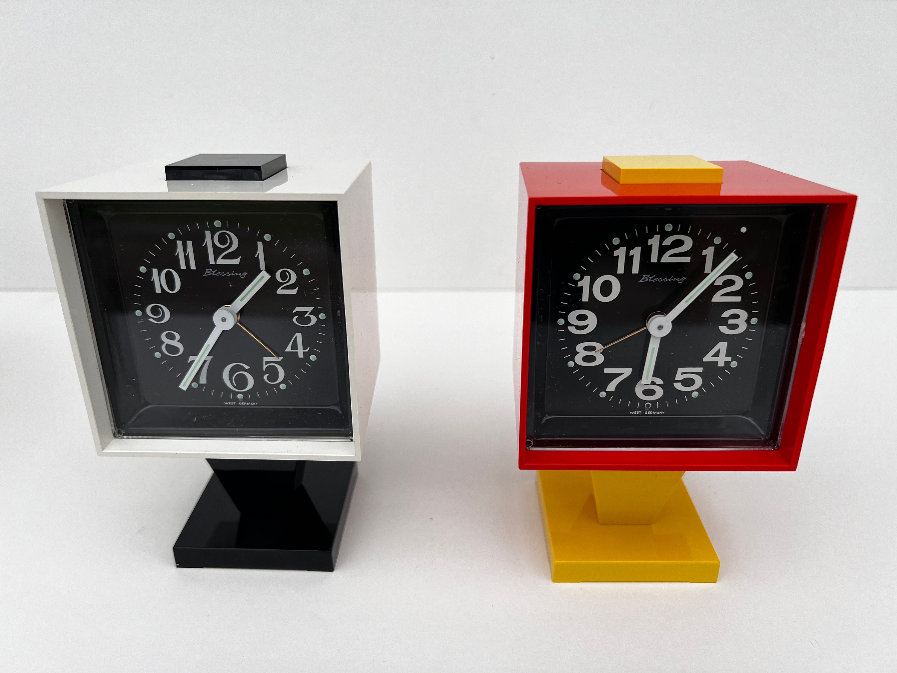 BLESSING ALARM 赤白アラーム時計 西ドイツ製(年代物)半世紀以上前