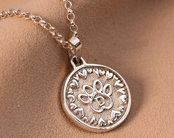 Personalized Paw Print Pendant Necklace – Sterling Silver, Engraved Initial, Dog Lover Gift