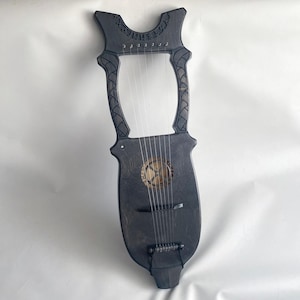 Kravik Lyre: 7-String Pine and Birch Lap Harp