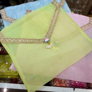 Saree Cover Salwar Borsa per abiti Abito Conservazione Borsa di stoffa di plastica Sari Bomboniere per matrimoni Regalo da donna per restituzione regalo per damigella d'onore