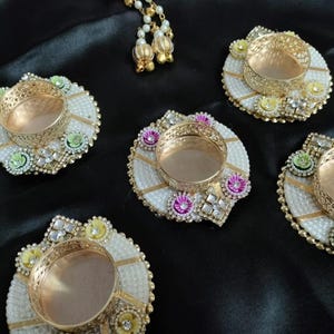 Premium handmade kundan tealight for mehndi decor /haldi decoration or for diwali decor /diwali gifts n various ocassions