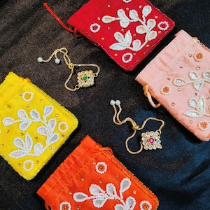 Lot Of 1-200 Pouch & KUNDAN BRACELETS Wedding Favors Return Gifts For Guests Bridesmaid Gifts Mehendi Sangeet Favors Bachelorette Party Gift