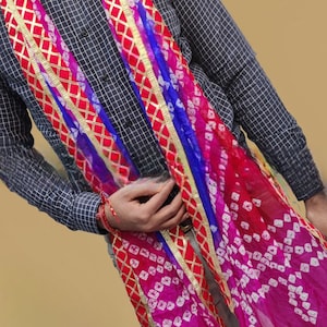 Sprzedaż hurtowa Multicolor Dupatta Rajasthani Bandhej Dupatta jedwabny Bandhani Dupatta szalik prezent dla druhny indyjski upominek weselny dla gości