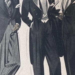 May include: Three men in formal attire, wearing black suits, white shirts, and black bow ties. The men are wearing top hats. The text on the image reads: "HABIT et PANTALON beau granit&eacute;, fa&ccedil;on grand tailleur... 625", "Nouveau gilet de piqu&eacute; blanc sans dos... 75".