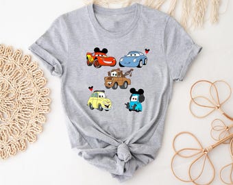 Camiseta de Cars de Disney, camiseta de Mater, camiseta de Rayo McQueen, camiseta de Luigi de Cars, camiseta de Sally de Cars, camiseta de viaje familiar a Disneyland, camiseta de Cars con orejas de Mickey