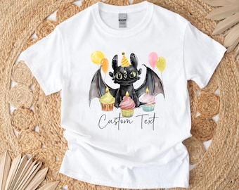 Maglietta di compleanno di Sdentato, Maglietta di Dragon Trainer, Maglietta personalizzata per la festa di compleanno, Maglietta di compleanno Disney, Maglietta personalizzata di Sdentato