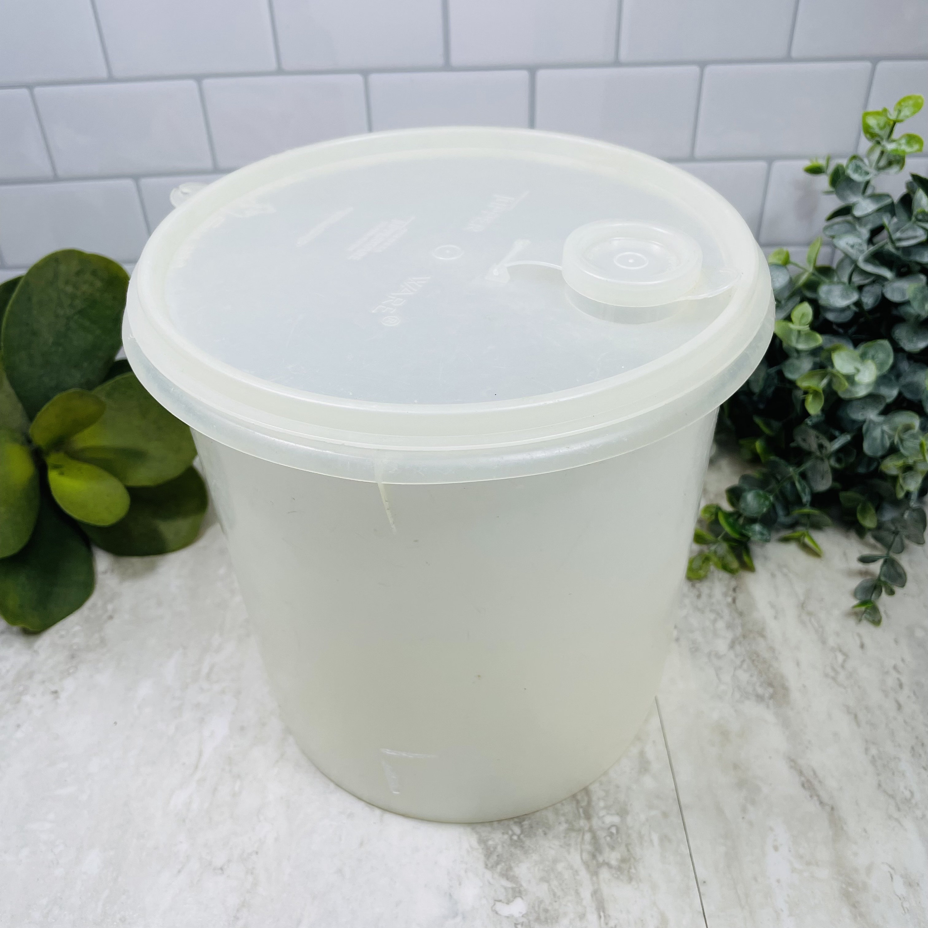 Vintage Tupperware Orange Sheer 8.5