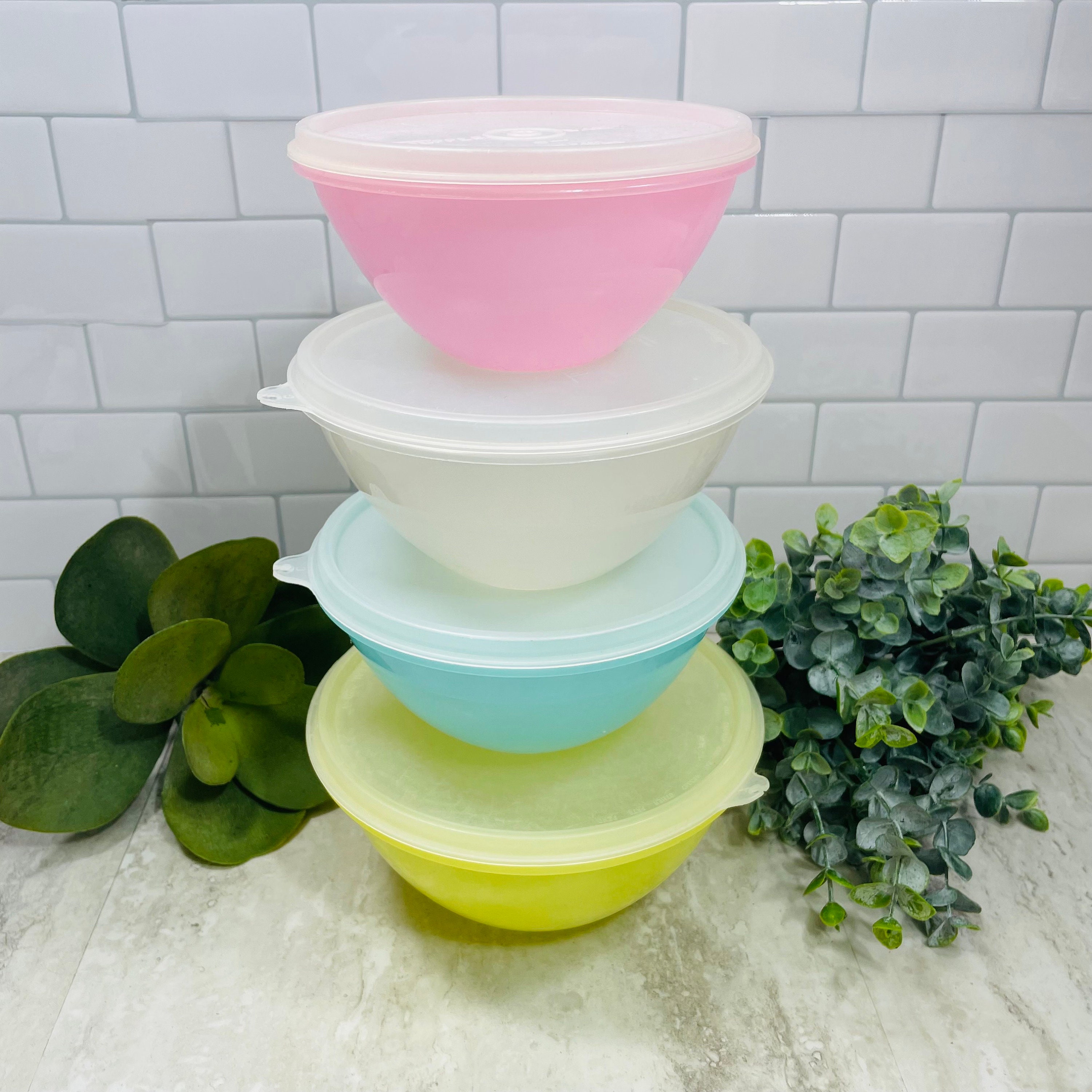 Tupperware Rare Set of 5 Wonderlier Bowls Vintage Pastels Pink Blue Yellow  Green