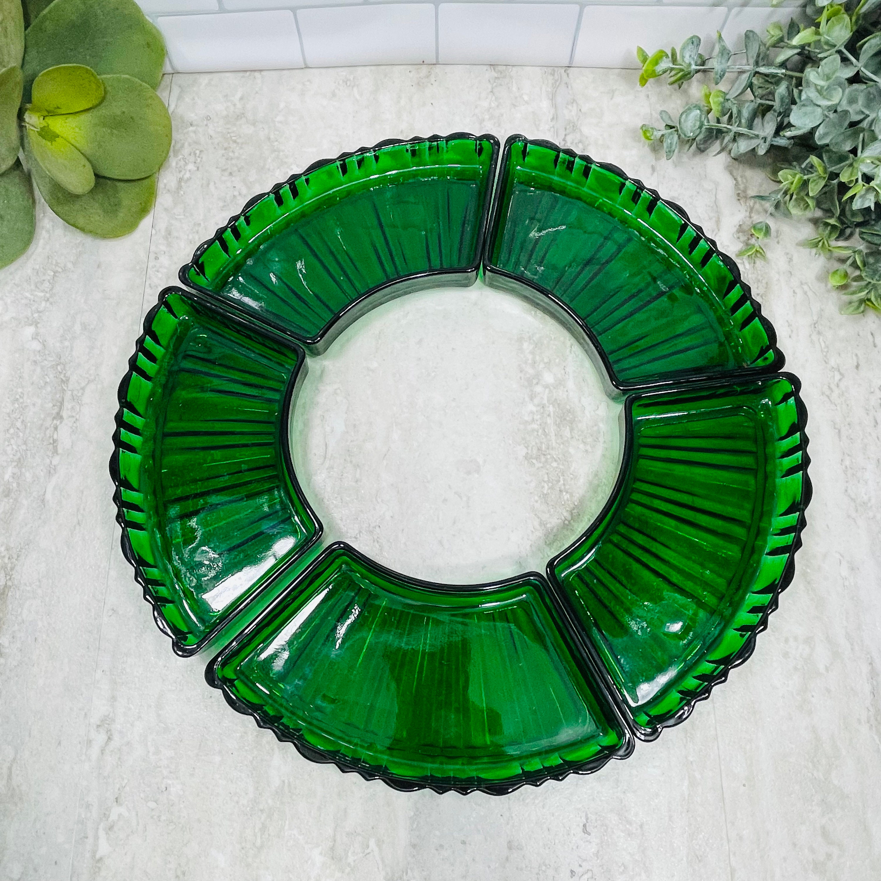 Emerald Green & Black - Geode Design - Resin Bamboo Tray – Pour Me Joy