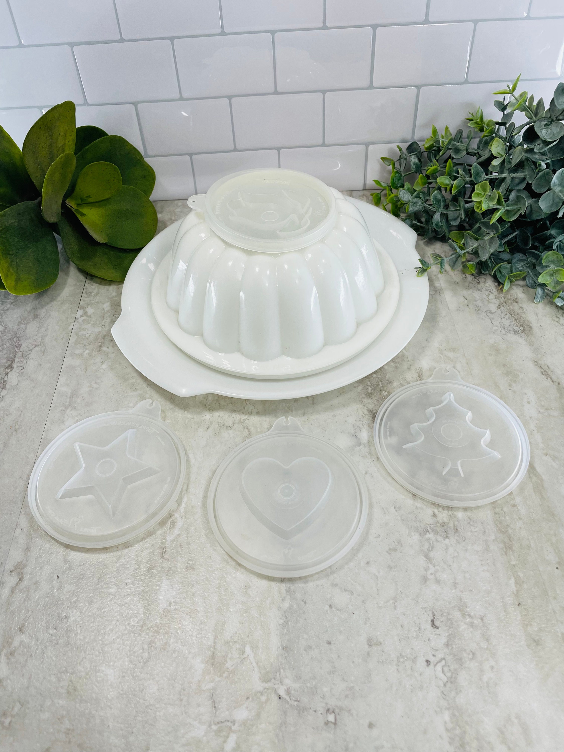 Tupperware Jello Mold Vintage White Jell N Serve with 4 Design Inserts