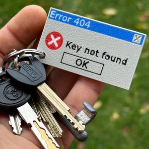 Retro Schlüsselanhänger - Windows 98 Fehlermeldung "Error 404: Key not found" - Lustiger Tech-Anhänger für IT-Liebhaber