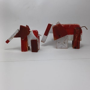 Decorative Wooden Elephants Sculptures Gift For Elephants Lovers – Recycled Wood Home Decor