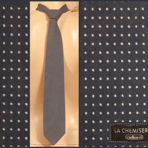 Cacharel - Chemiserie - Vintage 80-tals Extra Lång Prickig Sidenslips / Halsduk - L 152 cm - B 8,5 cm