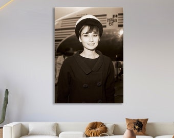 Audrey Hepburn Wall Art Canvas, Audrey Hepburn Print, Living Room Decor, Vintage Canvas Print, Extra Large Wall Art