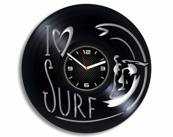 Surf Lover Vinyl Record Clock, Cadeaux pour fils, Surfer Boy Wall Decor, Surf Artwork, Décorations de plage, Ride The Wave Art, Summer Vibe Gift