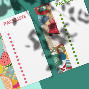 Pode incluir: Dois modelos de lista de embalagem brancos com ilustrações coloridas. O modelo da esquerda tem um tema de verão com uma melancia, um flamingo e um limão. O modelo da direita tem um tema de inverno com um boneco de neve, um homem de gengibre e uma árvore de Natal. Ambos os modelos têm o texto "PACKLISTE" no topo.