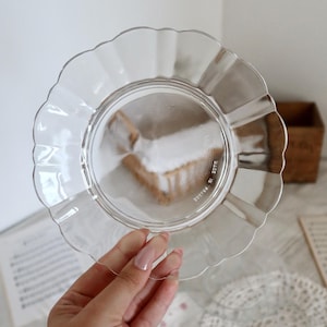 6 Duralex Vintage Marguerite Clear Glass Dessert Plates - Antique French Bistro Tableware - 1990s French Vintage