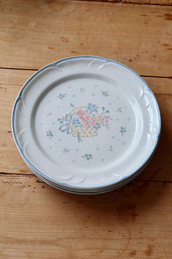 Lot De 8 Assiettes à Dessert Vintage Bleu Et Blanc - Porcelaine Classique (État D'usage)