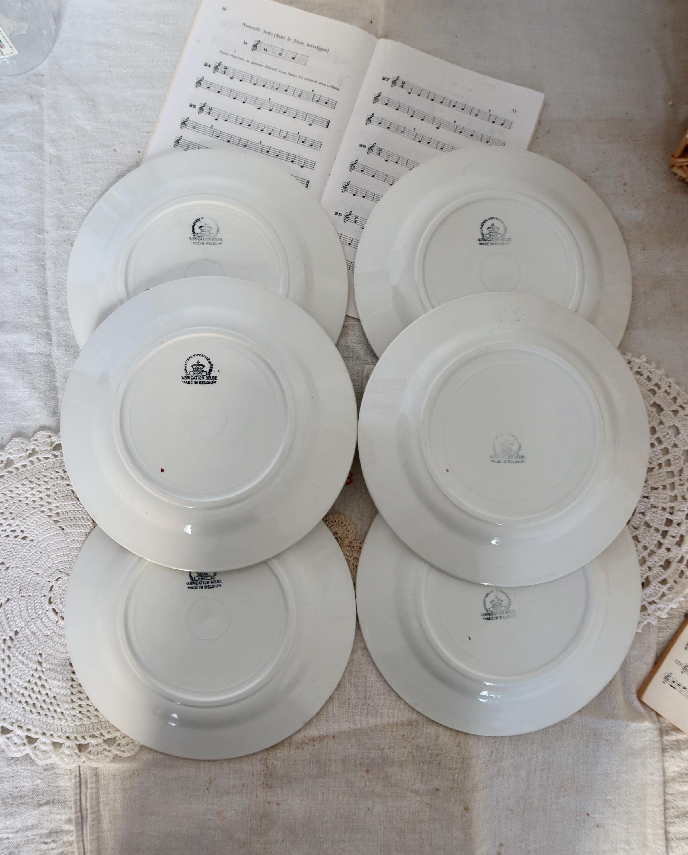 6 assiettes Lunéville faïence ancienne 270223 fleurs rouges Beige/Rouge