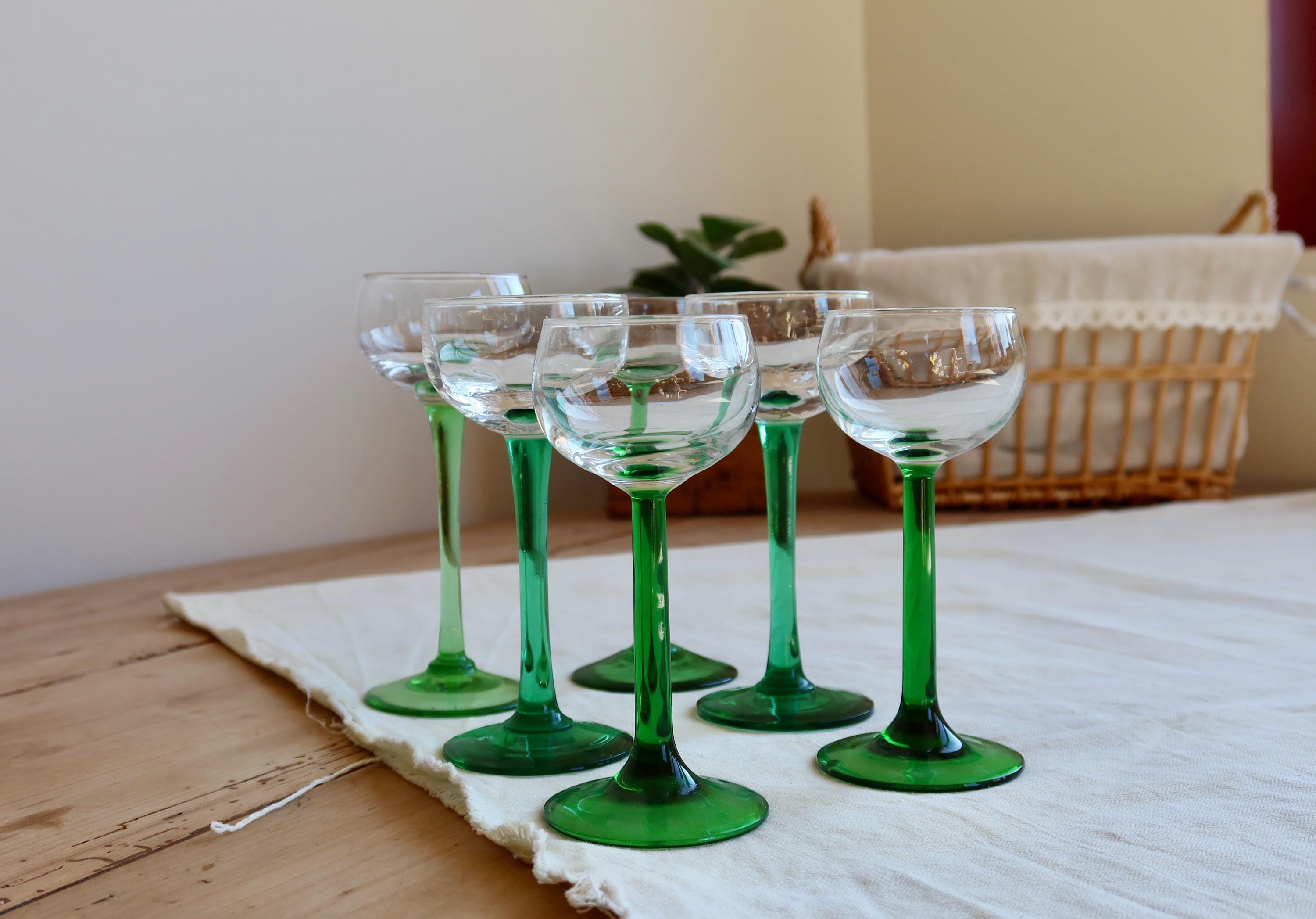esstisch mit stühlen gebraucht Ausziehbarer Vintage Stühlen, 1960, 7 Set bei Pamono kaufen Inhalt:12 Stück main image 0