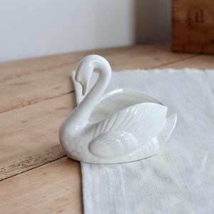 Cache-pot cygne vintage porcelaine blanche - Jardinière romantique - Accessoire pour plante intérieure - Décoration française