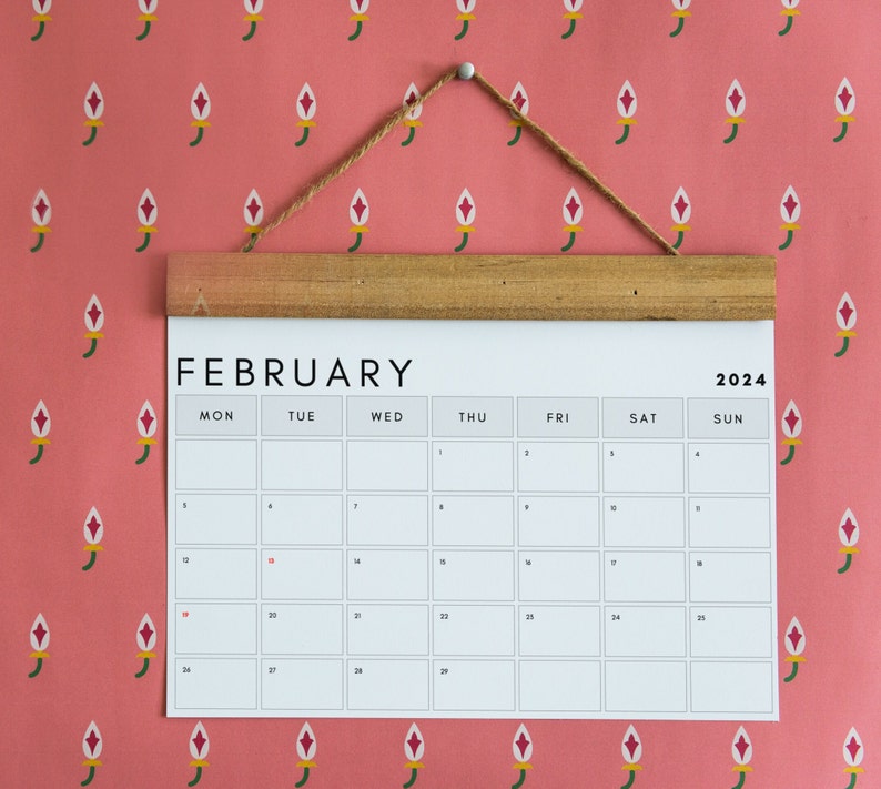 printable-2024-monthly-calendar-landscape-with-holidays-pdf-minimalist