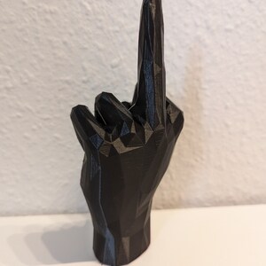 Hand sculpture Hand Skulptur Middlefinger